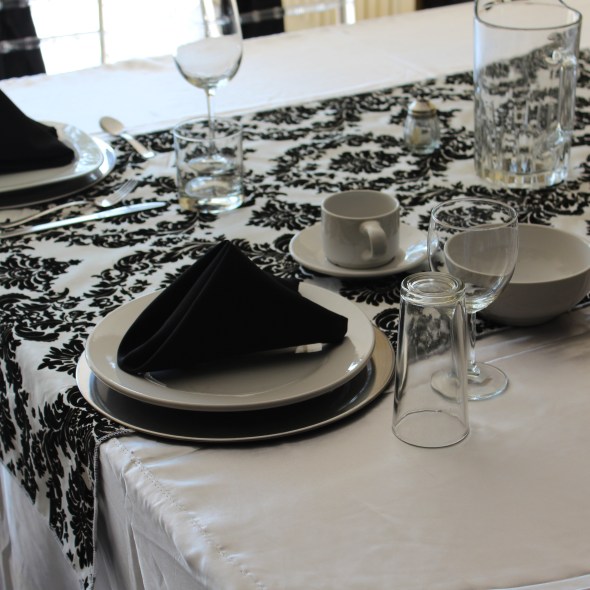 servifiestas los pinos Tepic, renta de sillas y mesas, mobiliario